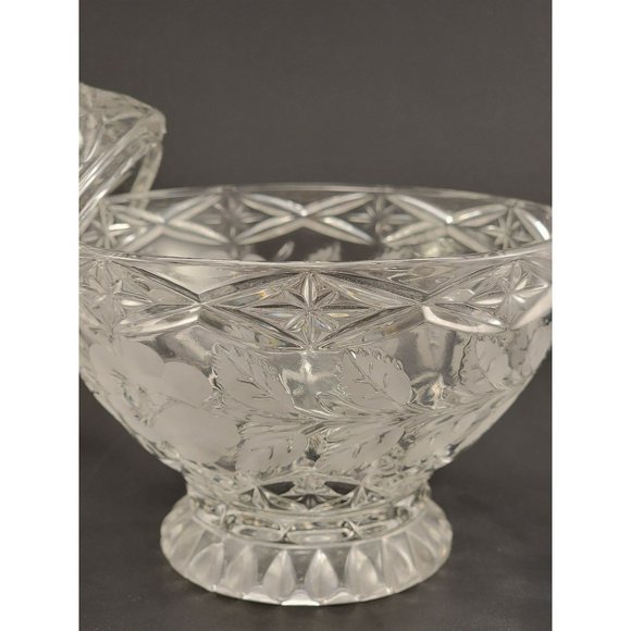 Vintage Brilliant Etched Flower and Leaf Design Two Piece Dish - Picture 4 of 6